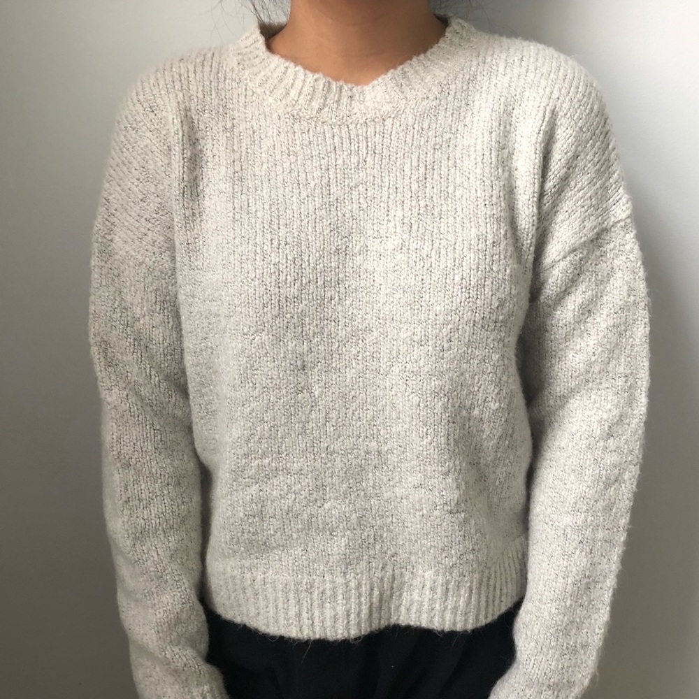 Brandy Melville Sweater